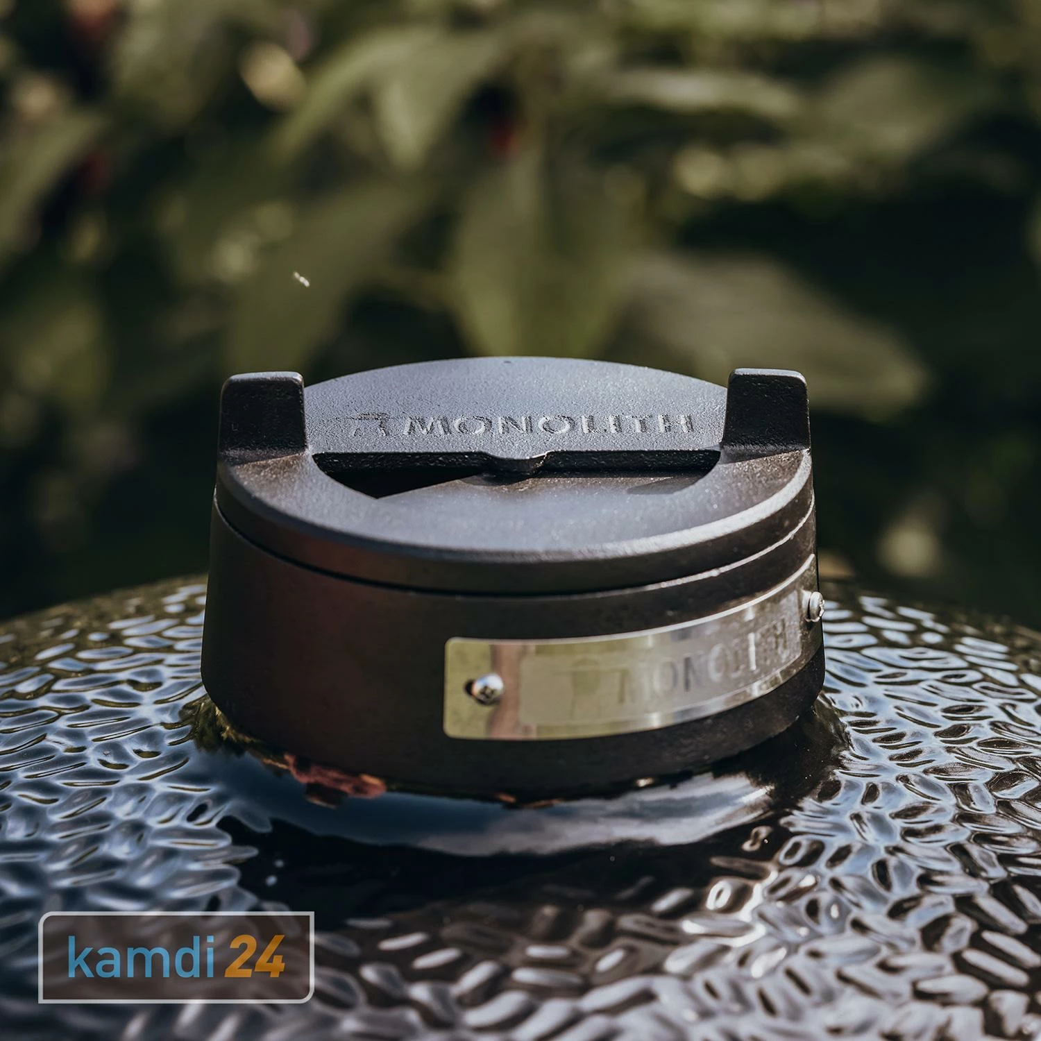 MONOLITH CLASSIC Keramikgrill PRO-Serie 2.0 Schwarz Inkl. Gestell Und Zubehör 8 MONOLITH CLASSIC Keramikgrill PRO-Serie 2.0 Schwarz Inkl. Gestell Und Zubehör – Bild 6