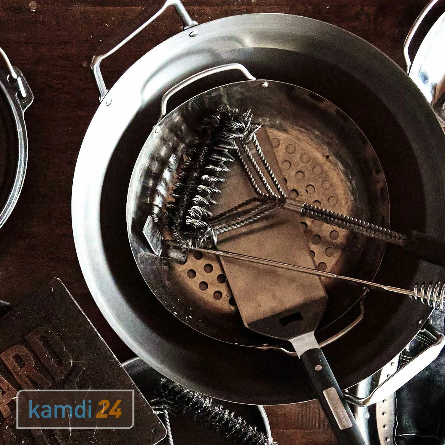 The Bastard Doppelte Grillrost-Reinigungsbürste 7 The Bastard Doppelte Grillrost-Reinigungsbürste – Bild 5